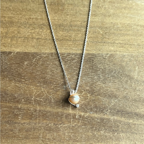 Vantel Pearl Necklaces set of 4 - Picture 2 of 9